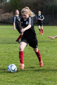 Bild 261 - wBJ SV Henstedt Ulzburg - TSV Sch�nberg : Ergebnis: 5:2